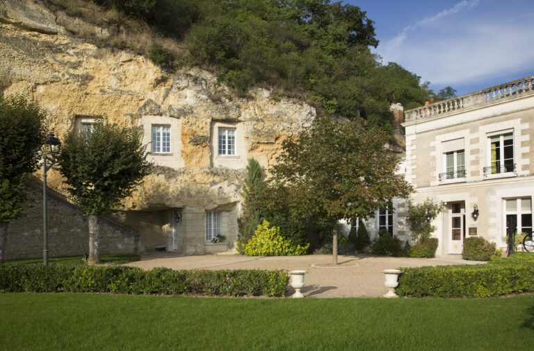 Les Hautes Roches : un hôtel troglodytique* au bord de la Loire